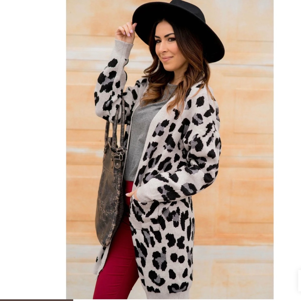 Women's Medium Leopard Tunic Cardigan